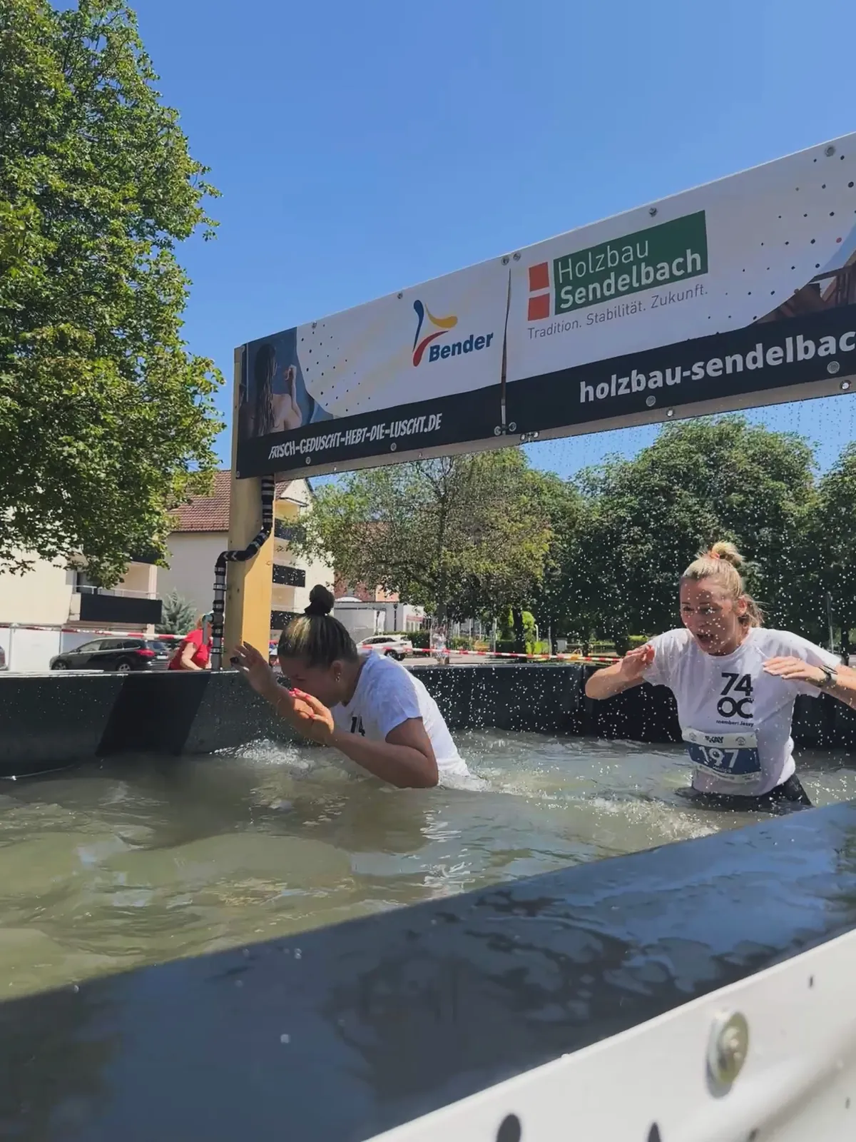 Wasserhindernis beim S’Kay Run