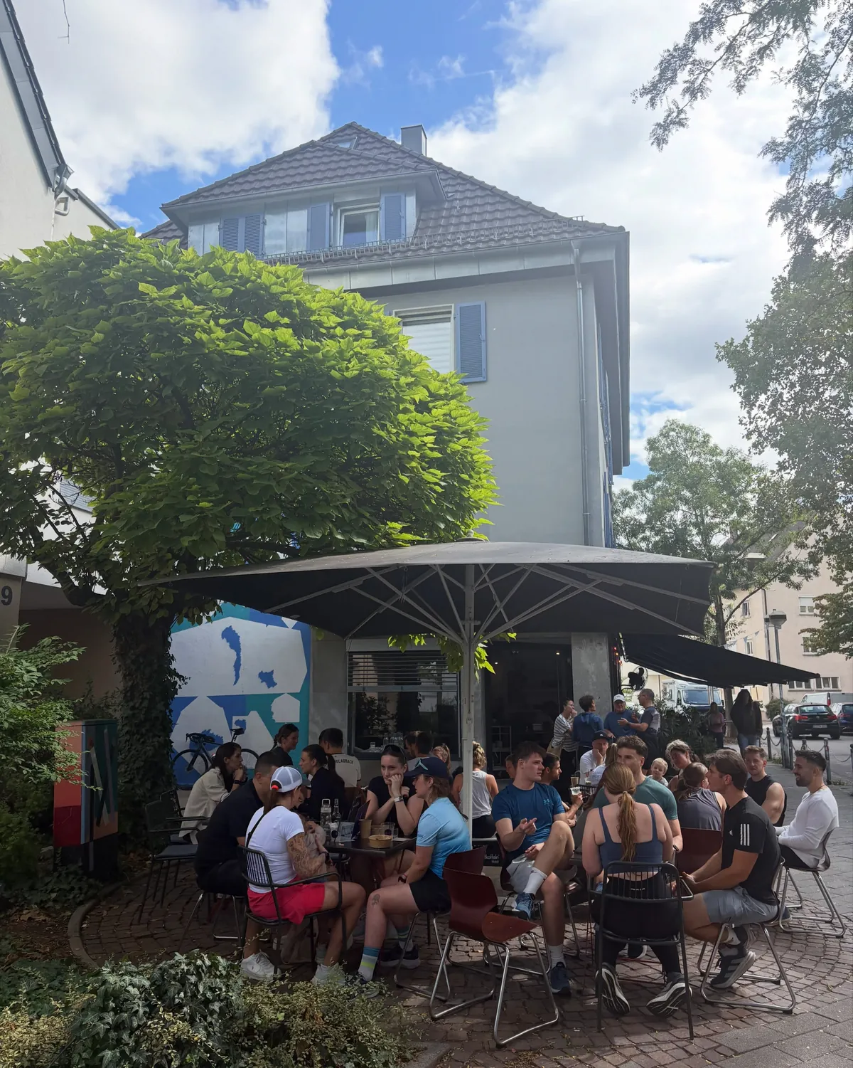 Brunch vor dem stretta cafe/bar
